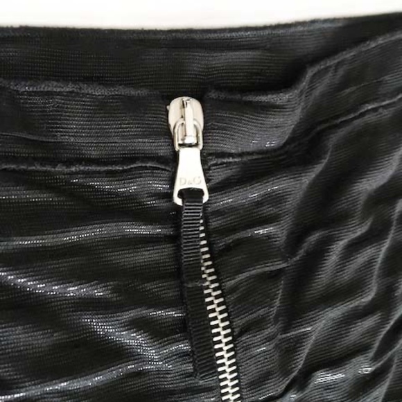 D&G Ripple Design Pencil Skirt - Picture 4 of 10